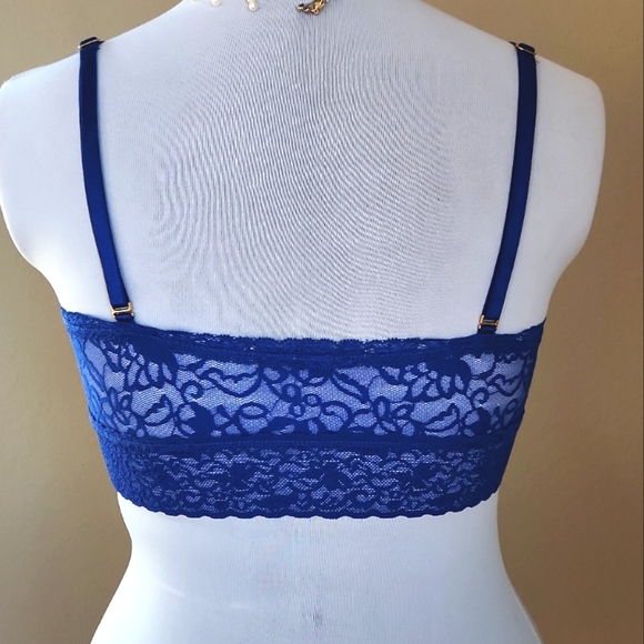 Victoria's Secret Lace Bralette - Picture 10 of 14